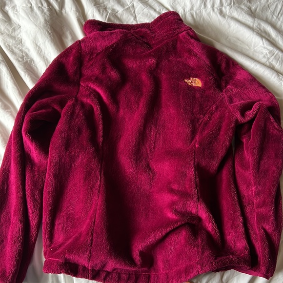 Periwinkle medium North face barley used! - Picture 4 of 4